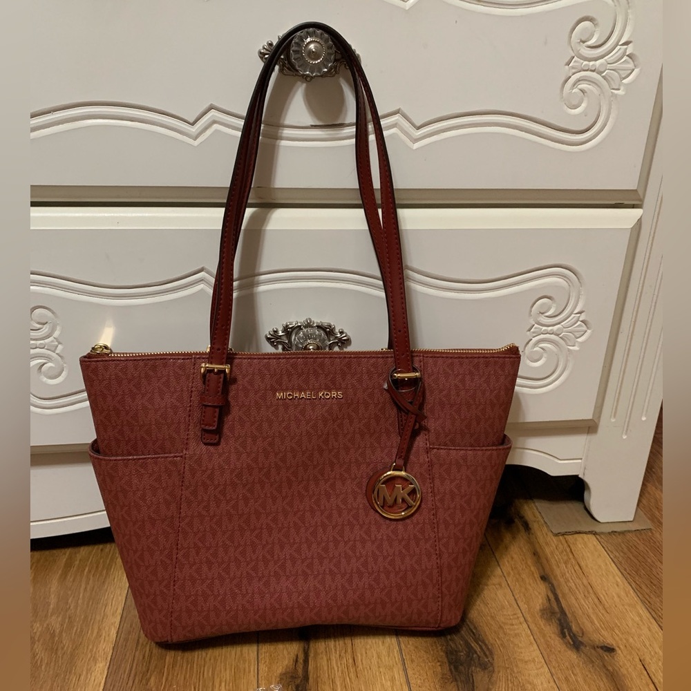 Michael Kors Charlotte Tote
